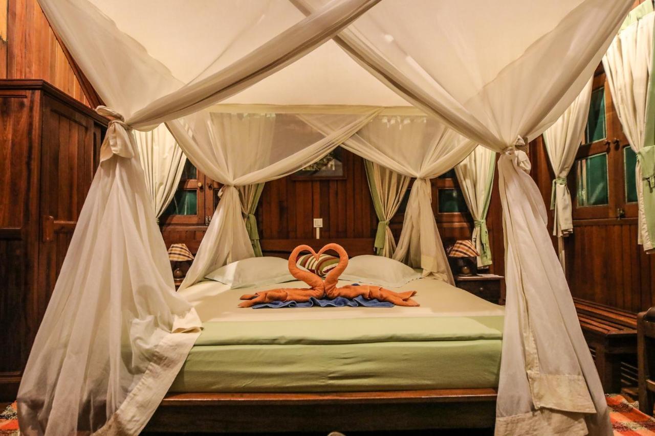 Olympe De Bemaraha Hotel Bekopaka Екстериор снимка