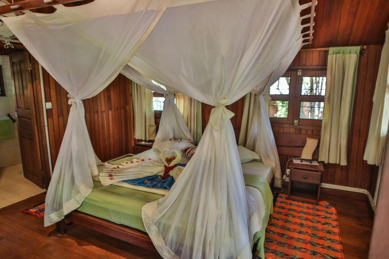 Olympe De Bemaraha Hotel Bekopaka Екстериор снимка