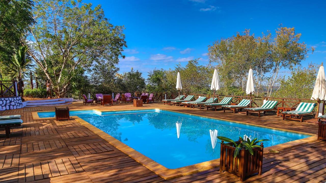 Olympe De Bemaraha Hotel Bekopaka Екстериор снимка