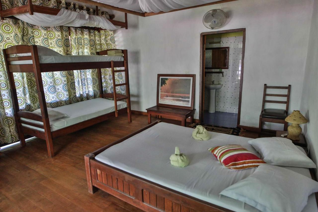 Olympe De Bemaraha Hotel Bekopaka Екстериор снимка