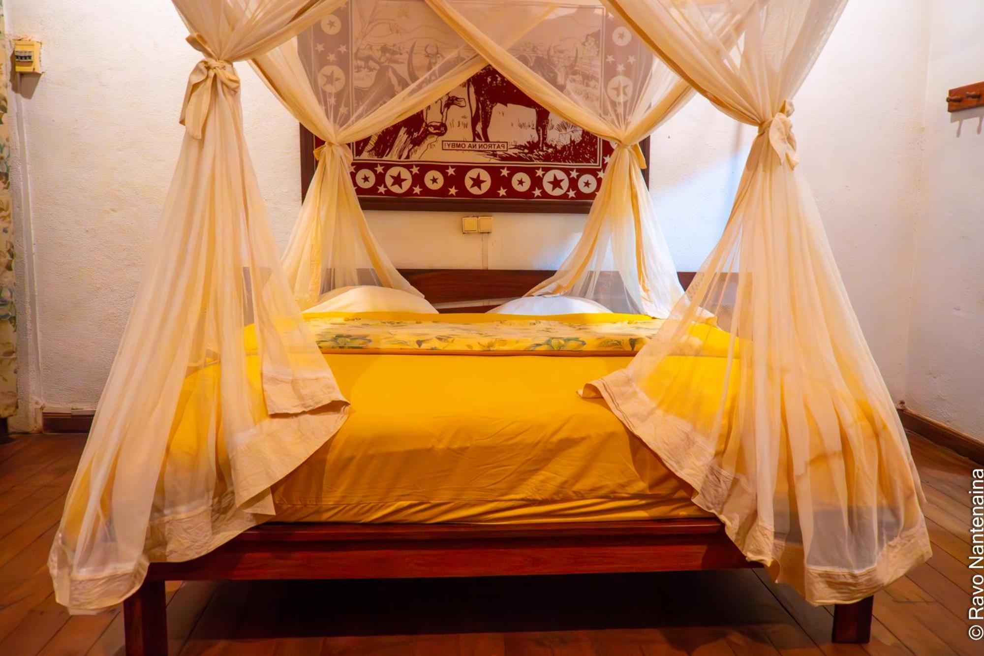 Olympe De Bemaraha Hotel Bekopaka Екстериор снимка