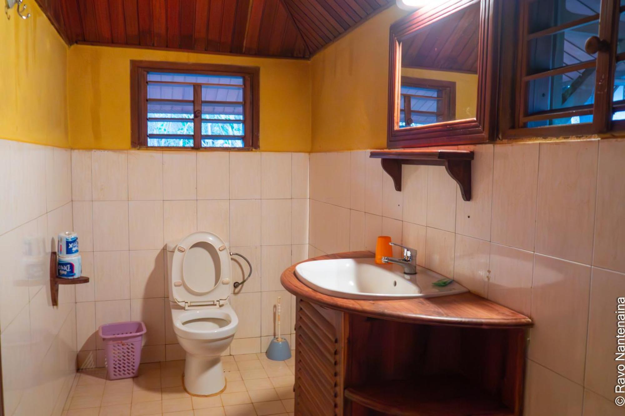 Olympe De Bemaraha Hotel Bekopaka Екстериор снимка